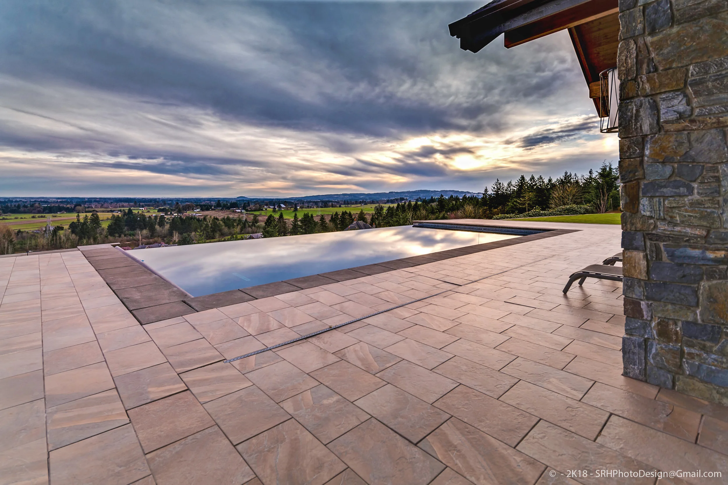 24800 Quarryview Dr - Pool.jpg