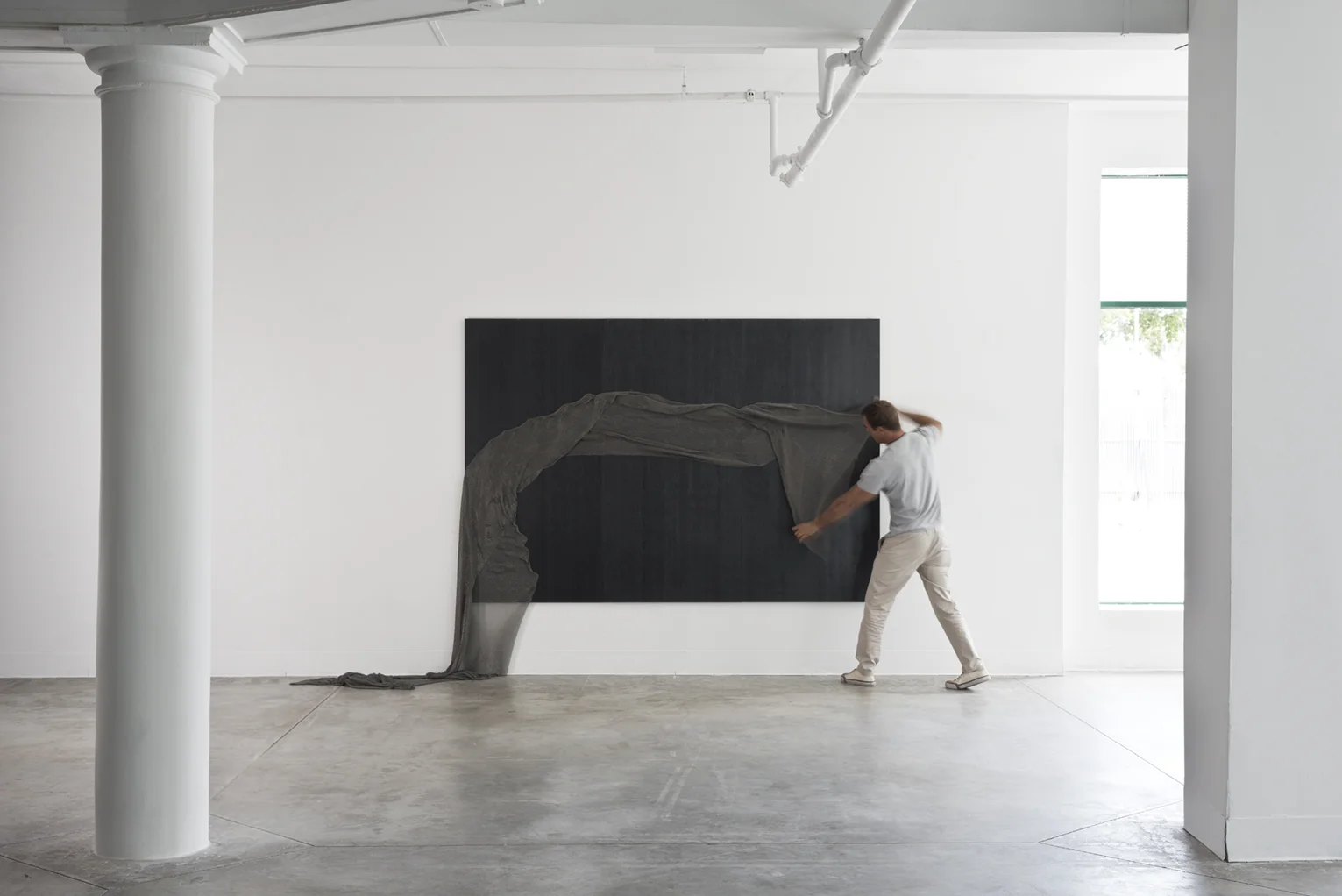 luis-pons-design-art-wallpaper-magnetic_4.jpg