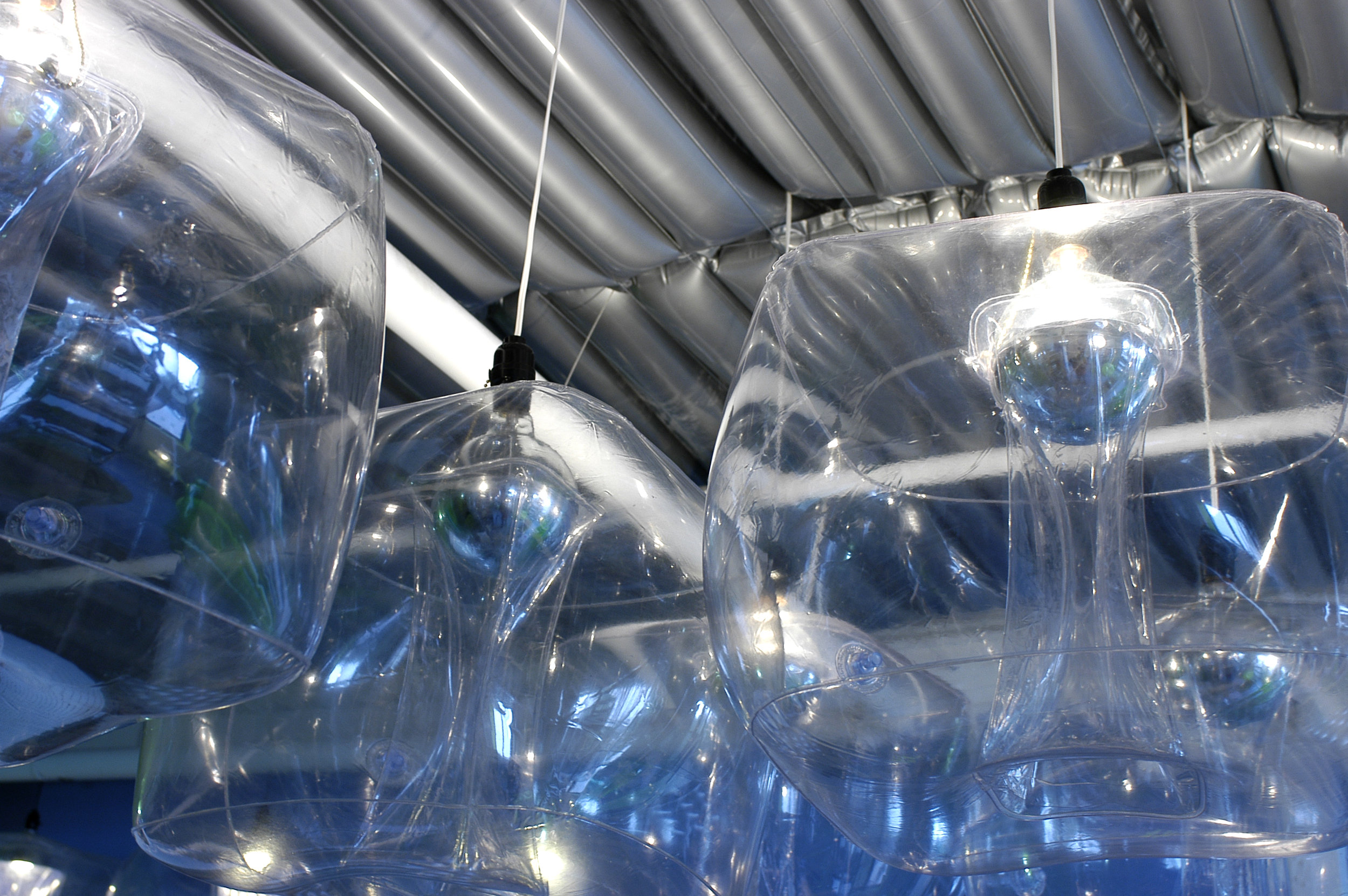 luis-pons-design-art-instalation-miami-office_5.jpg