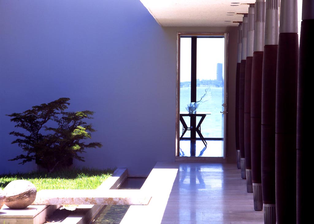 luis-pons-design-interior-house_miami_4.jpg