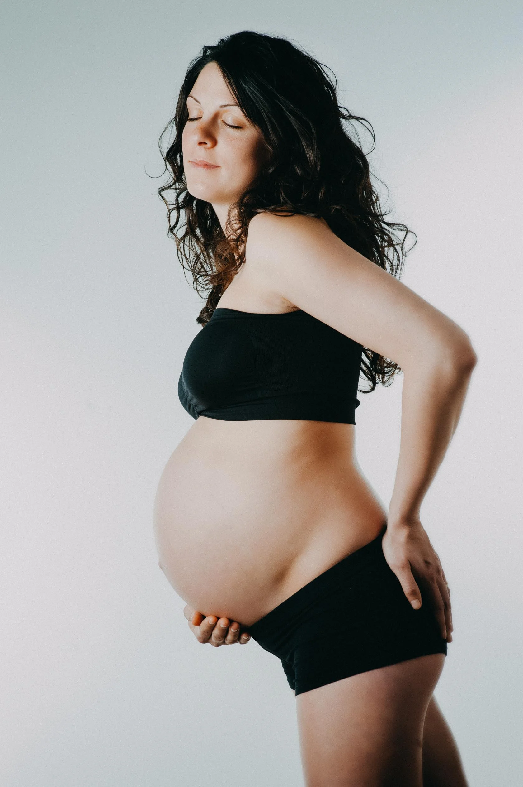 studio-photographe-grossesse-beziers-studio-lm--10.jpg