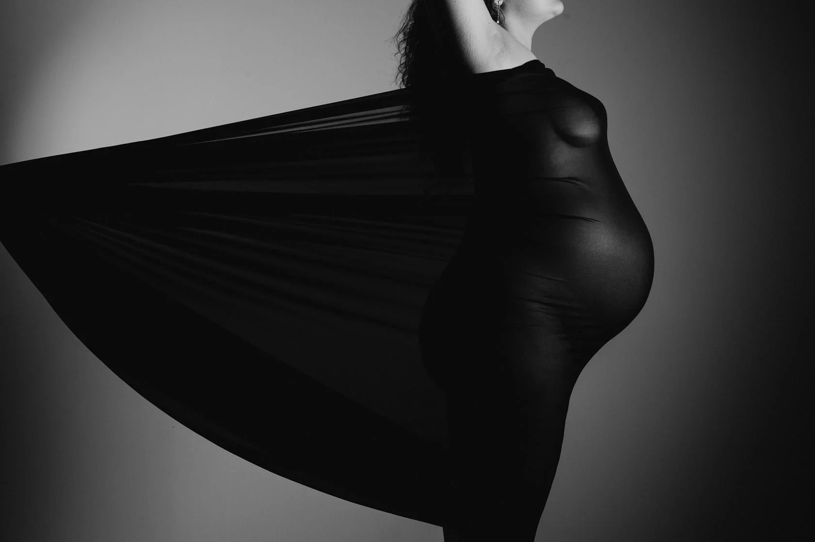 studio-photographe-grossesse-beziers-laurent-piccolillo-studio-lm-.jpg
