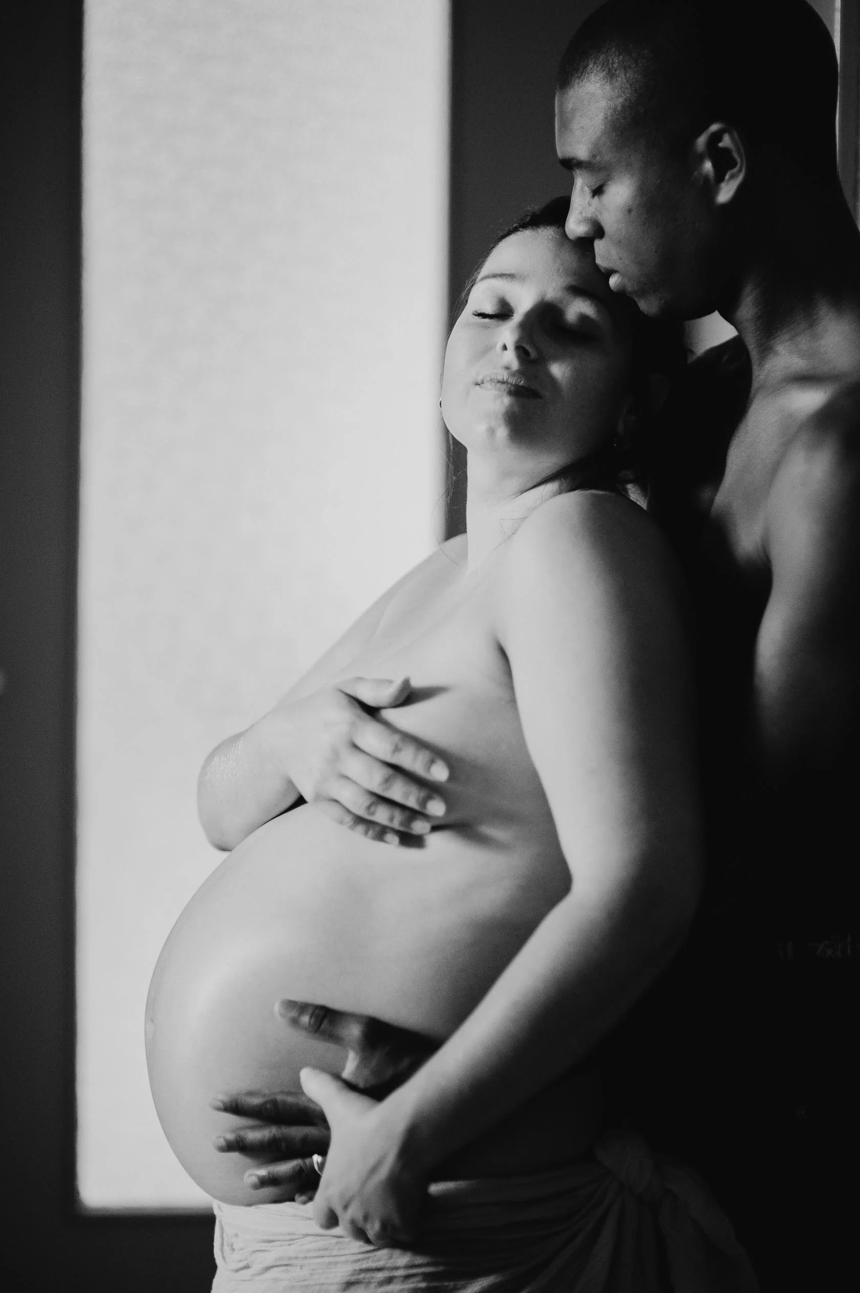 photographe-grossesse-future-maman-beziers-laurent-piccolillo-studio-lm-610.jpg