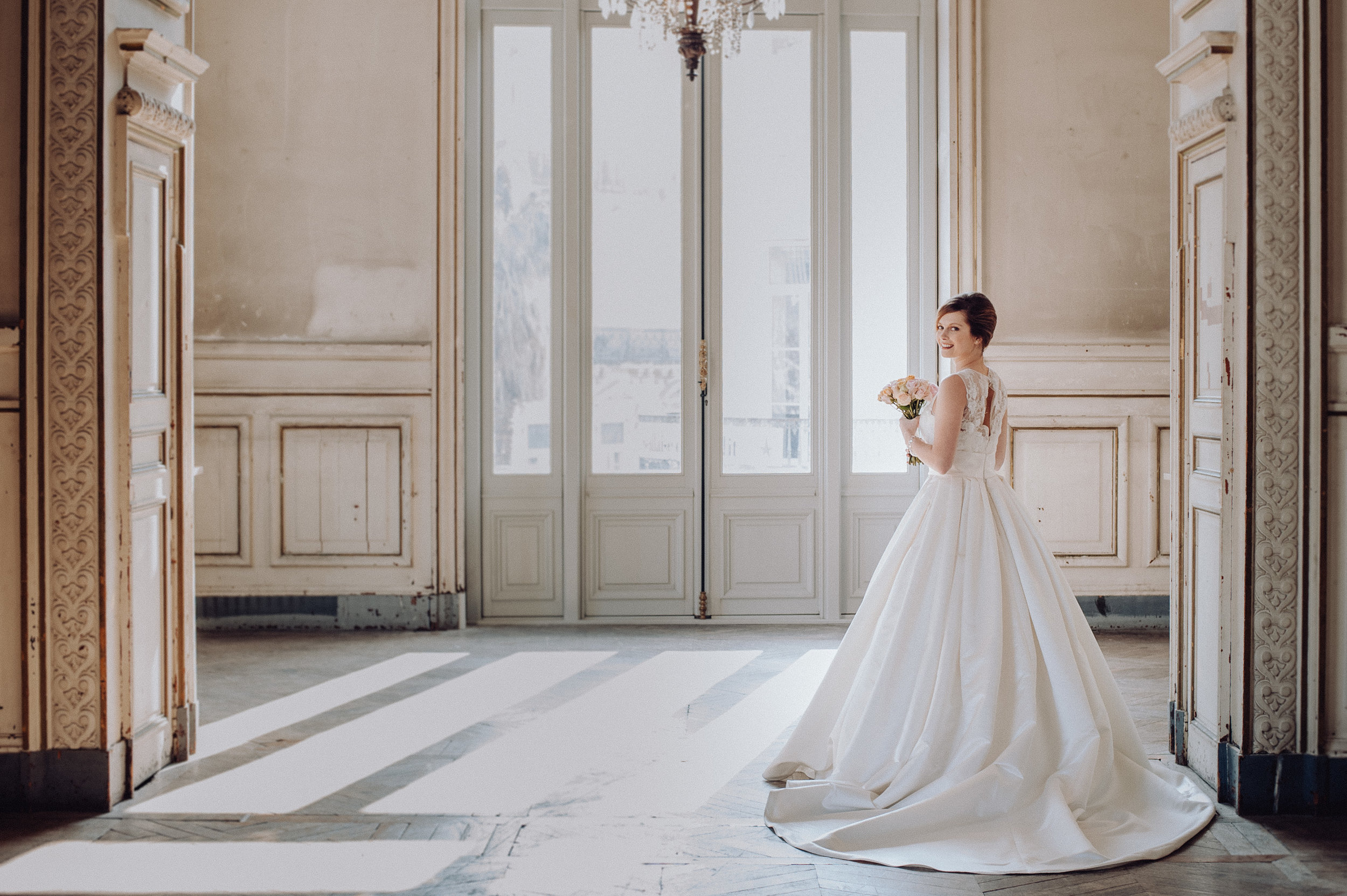 photographe-mariage-opera-montpellier-robe-de-mariee-studio-lm-1016.jpg