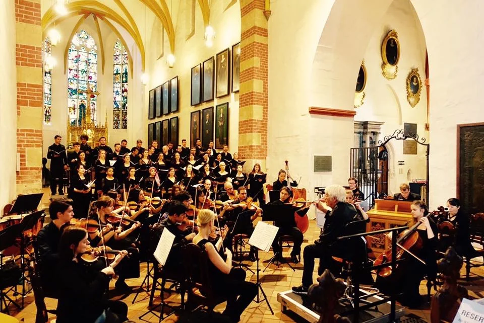 Performing Bach Cantatas in the Thomaskirche with Helmuth Rilling, 2017 (Leipzig, Germany)