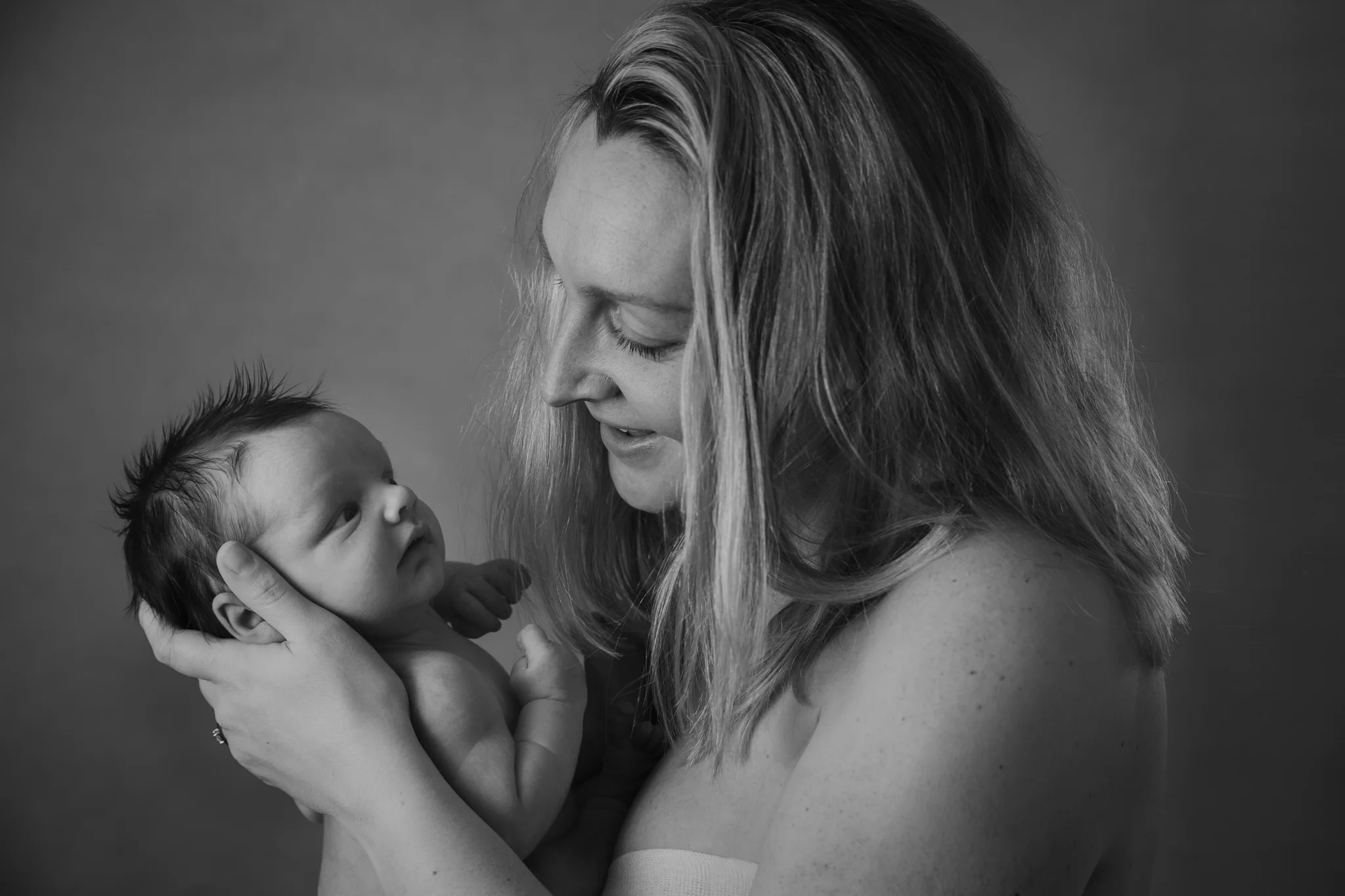 Newborn photographer in studio