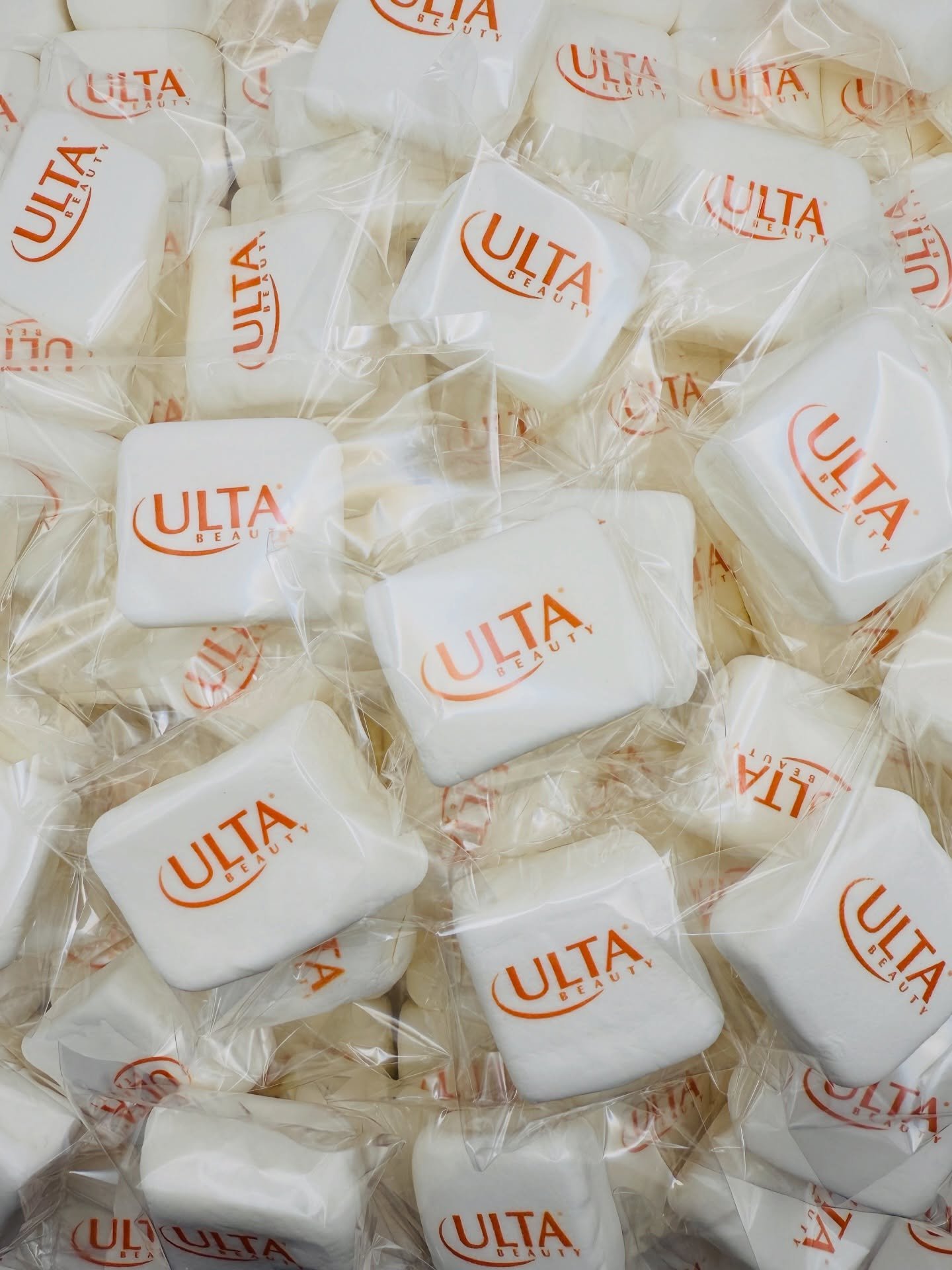 -20 degrees seems like a good time to remind you that branded marshmallows in your hot chocolate are a show stopper.