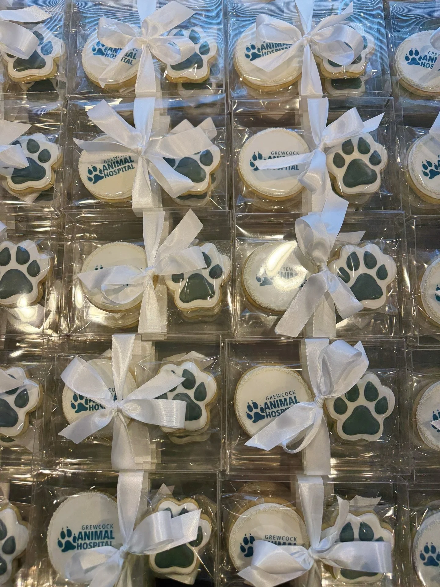 Looking for a perfect company gift? Ya, we do that.