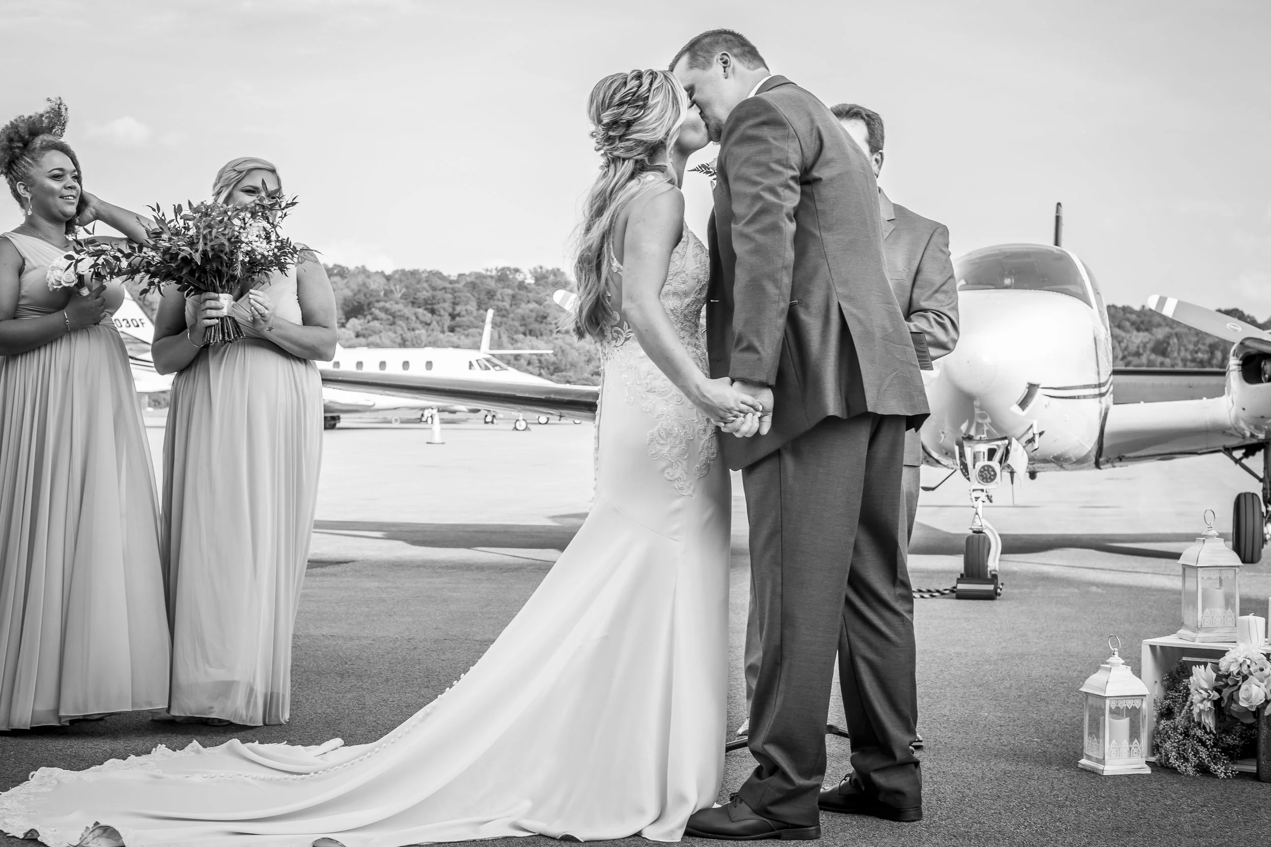 OliviaMike_HangerWedding-7190.JPG