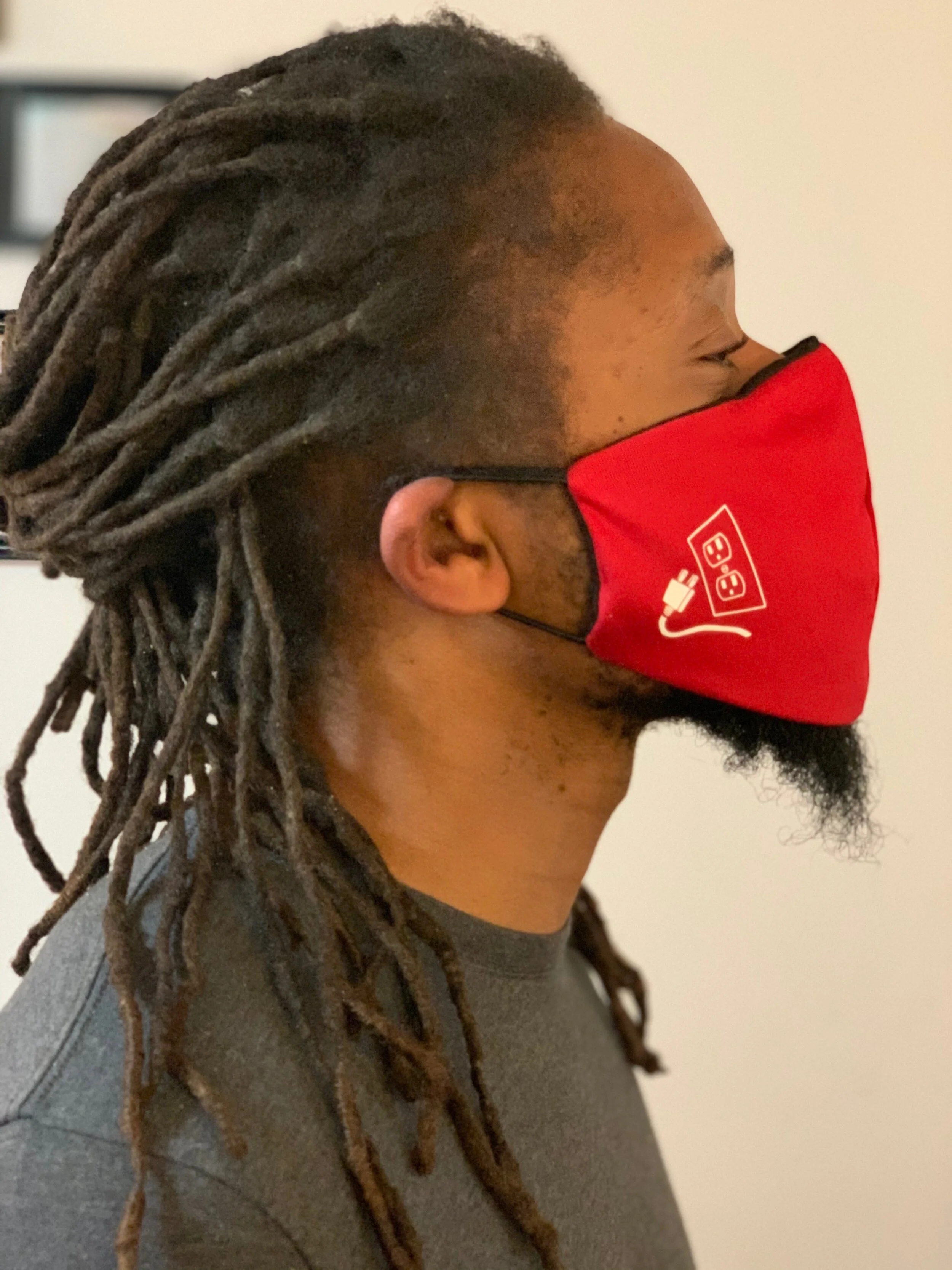 58DE472D-BAD2-4F4C-8DC5-B7AA6DD599EB