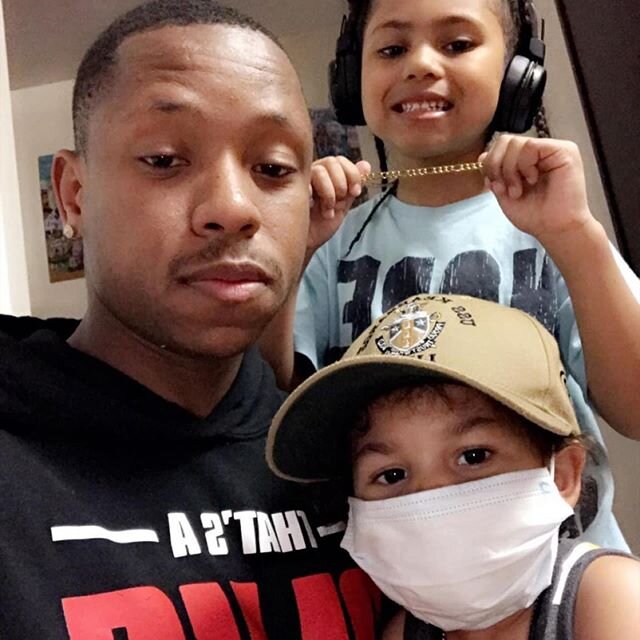 Dope parents and even doper people we appreciate @blessing_kennedi @monodayoff for always reppin and being standup people 🔌🔌🔌🔌