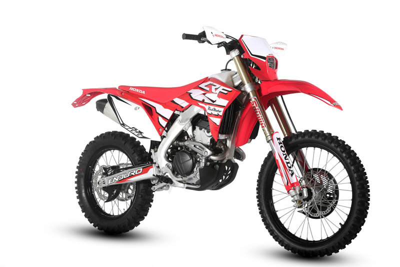 CRF_Enduro_300_AntDX_01.jpg