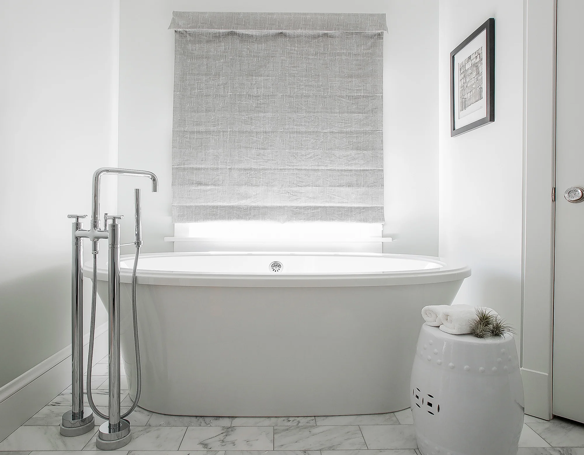 Master bathroom tub Edited.jpg