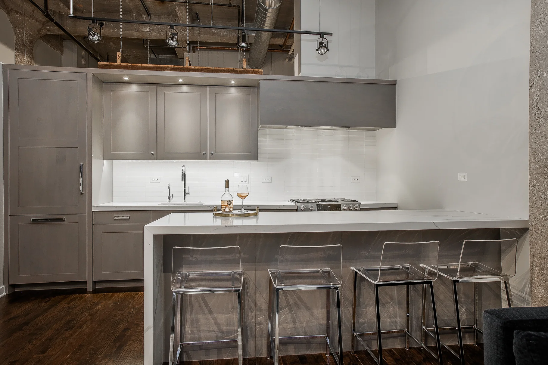 Kitchen 2.jpg