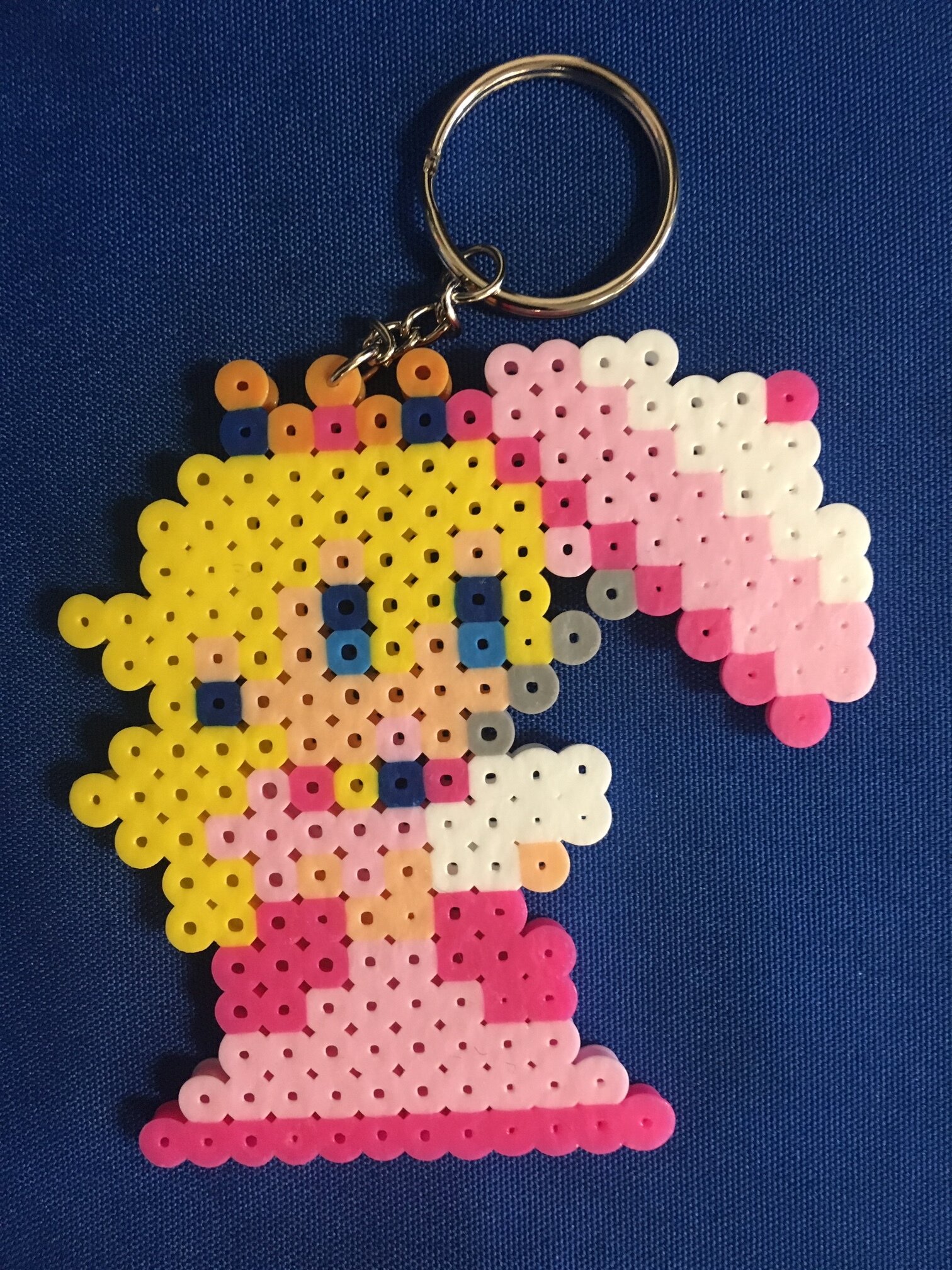 Peach bead keychain