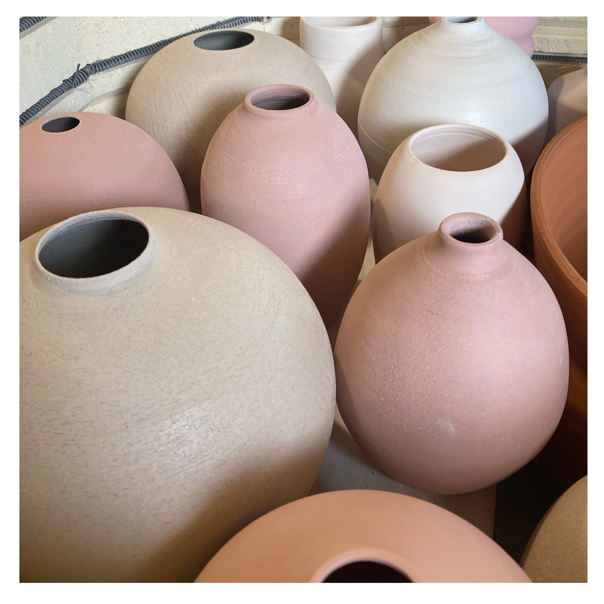 Similar rims and shapes