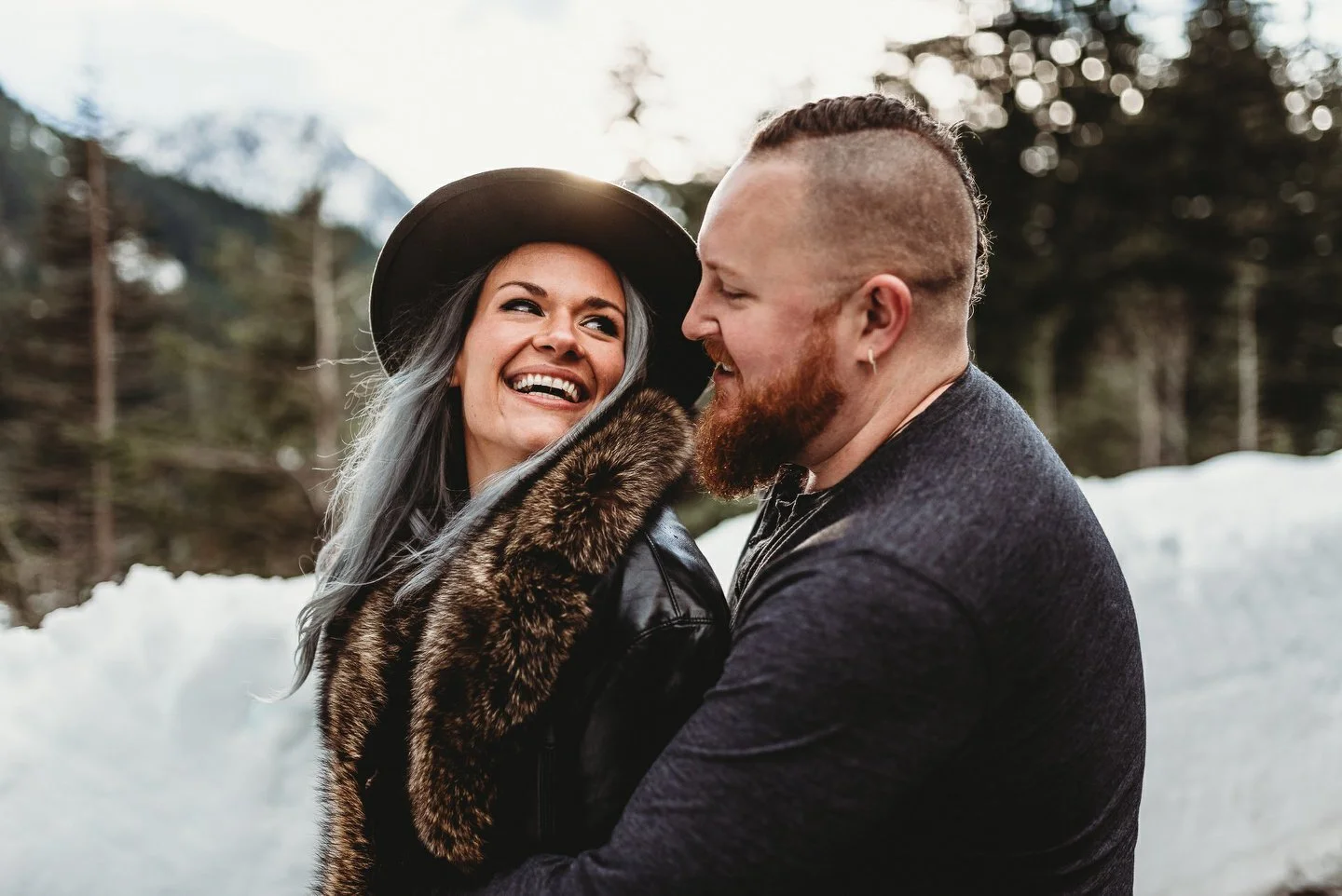 seattle-wedding-planner-adventure-elopement-tapestry-event-company-lukas-roxy-4