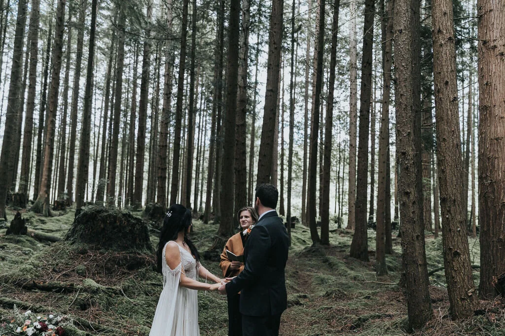 seattle-wedding-planner-adventure-elopement-intimate-wedding-post-big-celebration-9