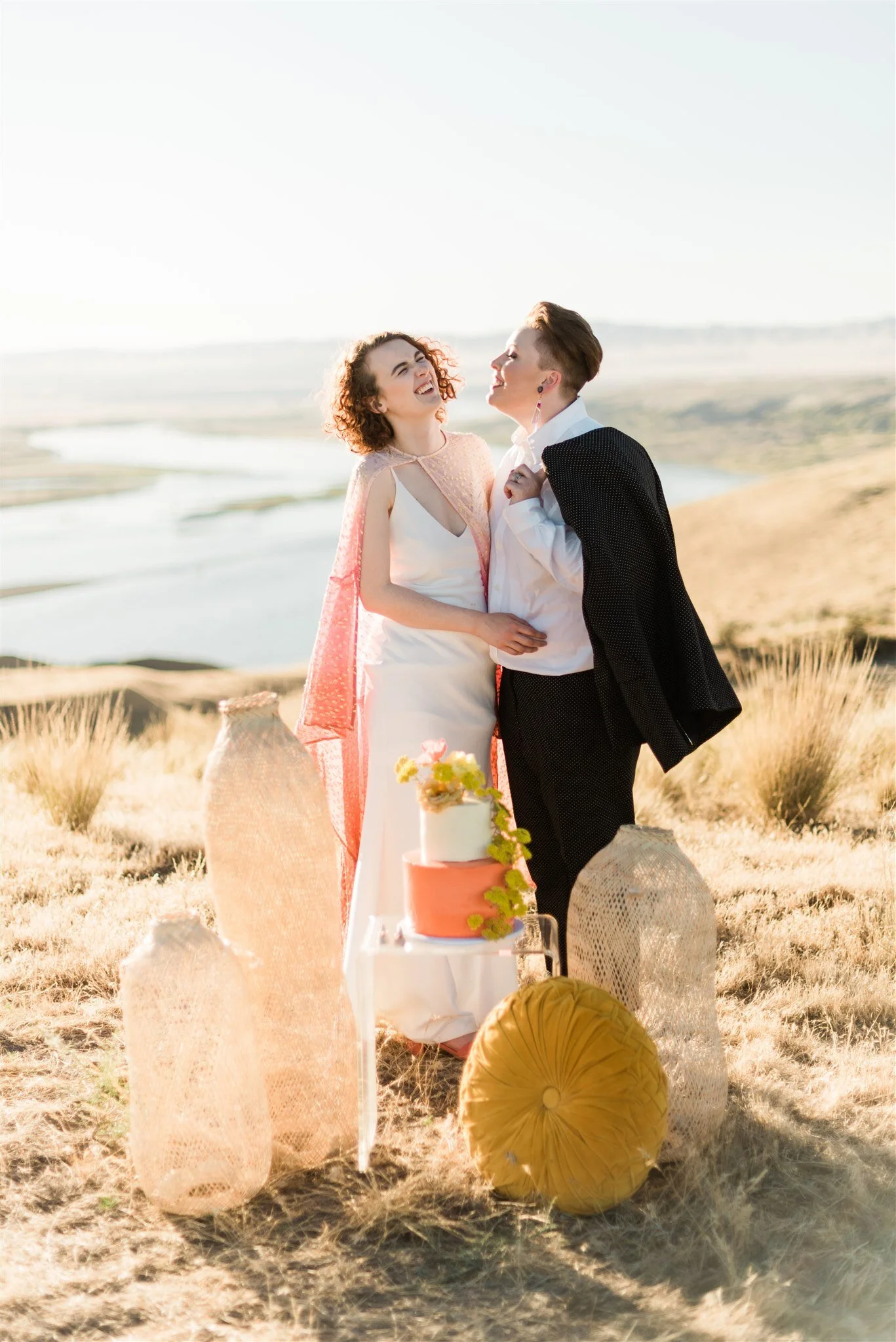 seattle-wedding-planner-adventure-elopement-hanford-reach-styled-shoot-emily-jaimie-desert-12