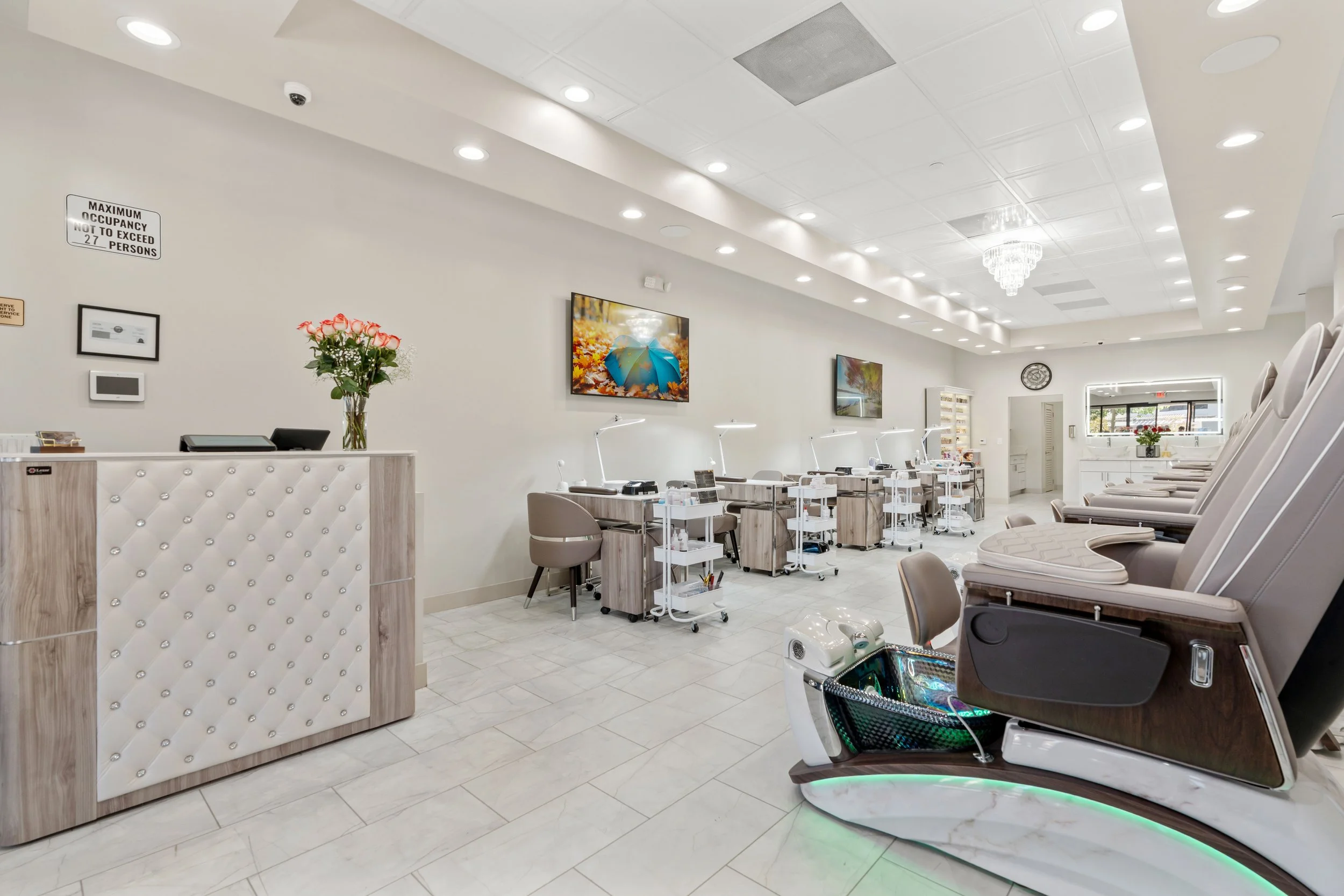 N&K Nail Salon Wide Shots-12.jpg