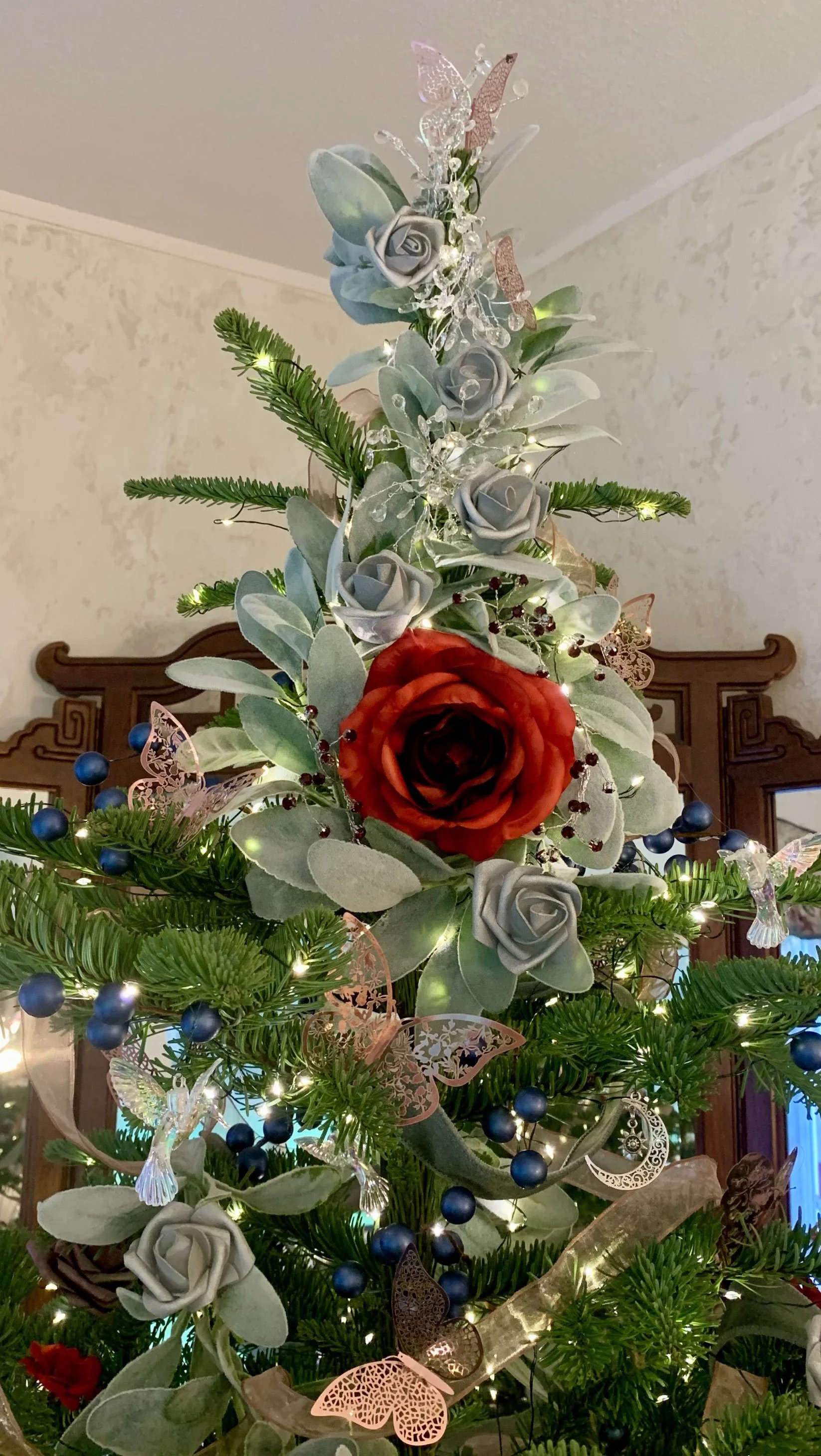 Font of Roses Winter Solstice Tree 2025