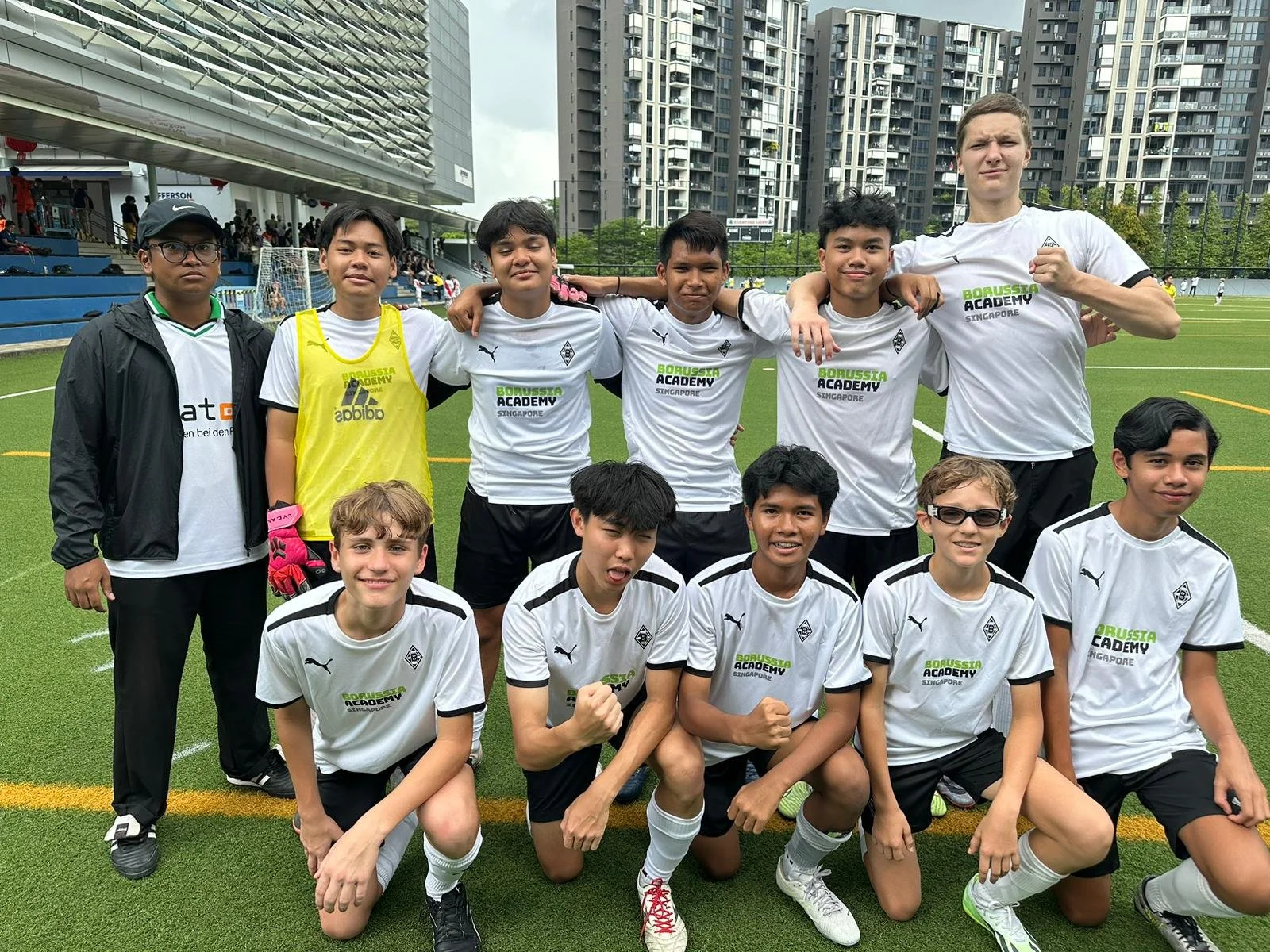 WhatsApp Image 2024-01-29 at 14.35.44.jpeg