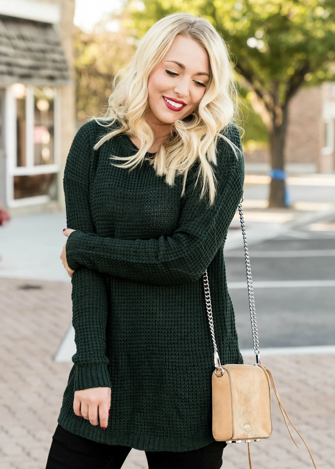 NO CARES AT ALL WAFFLE KNIT SWEATER IN HUNTER GREEN