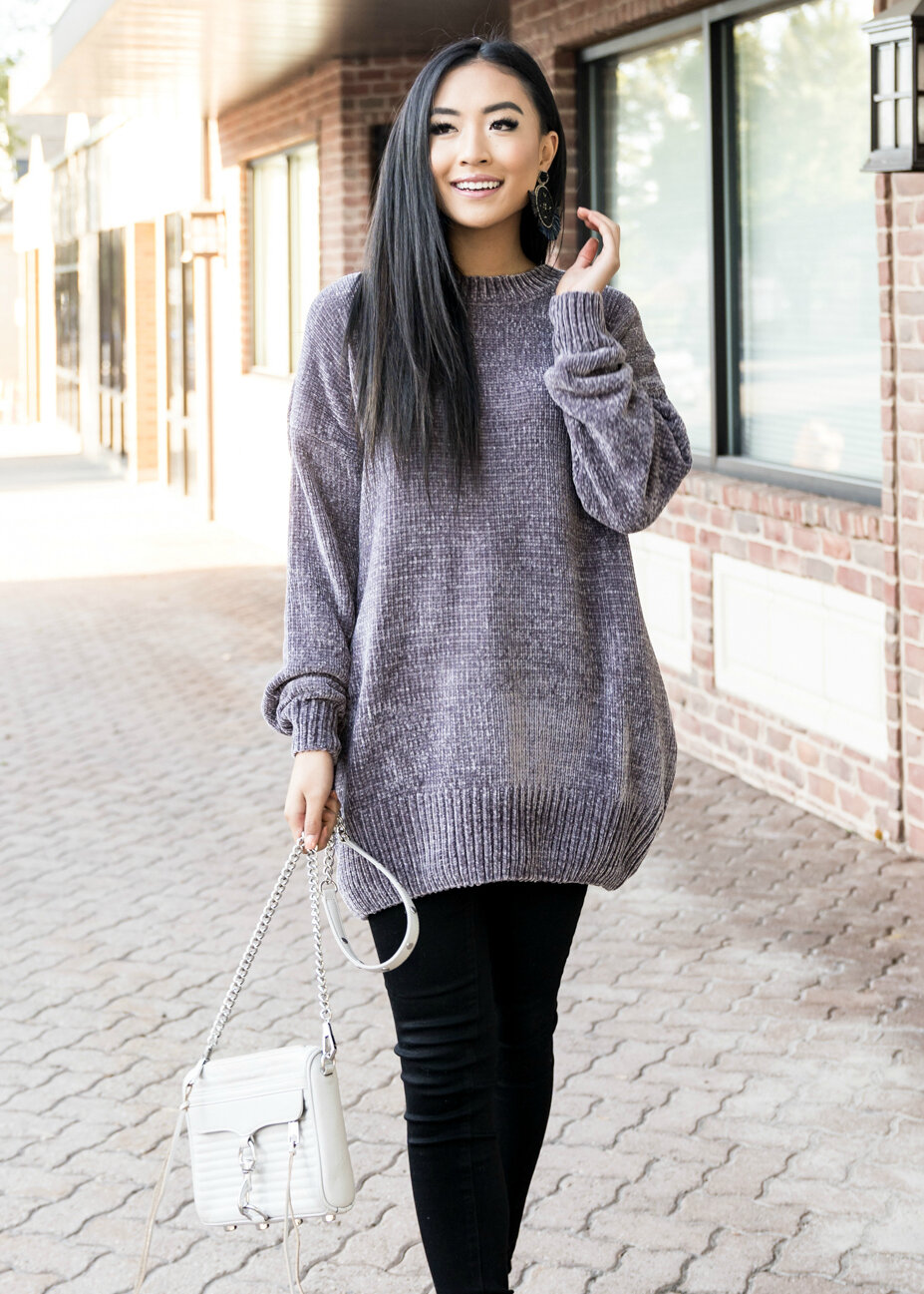 KEEP IT COMIN' CHENILLE BOYFRIEND SWEATER IN GREY — EDYNKEI