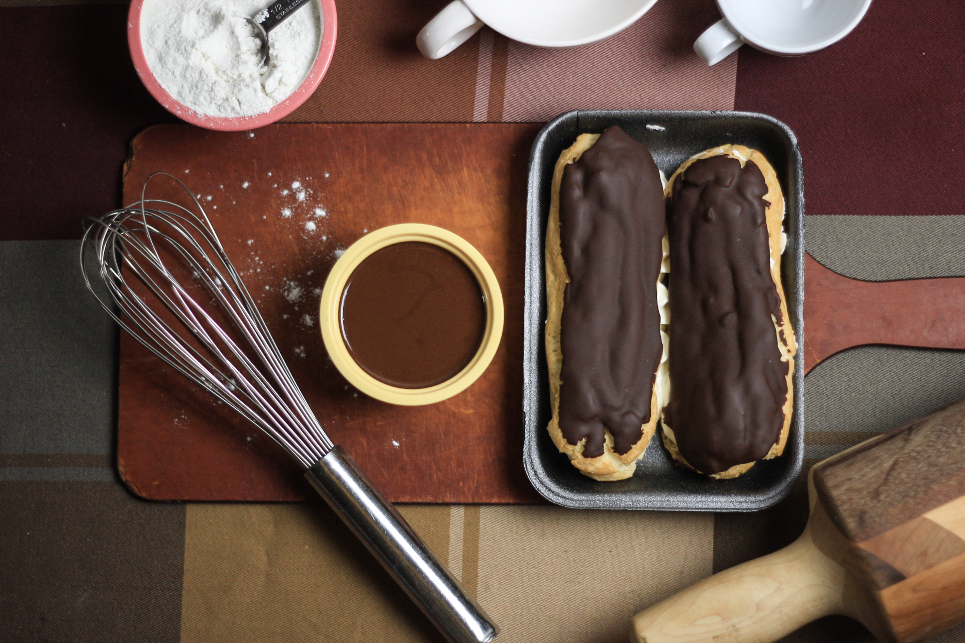 Chocolate Eclaire.jpg