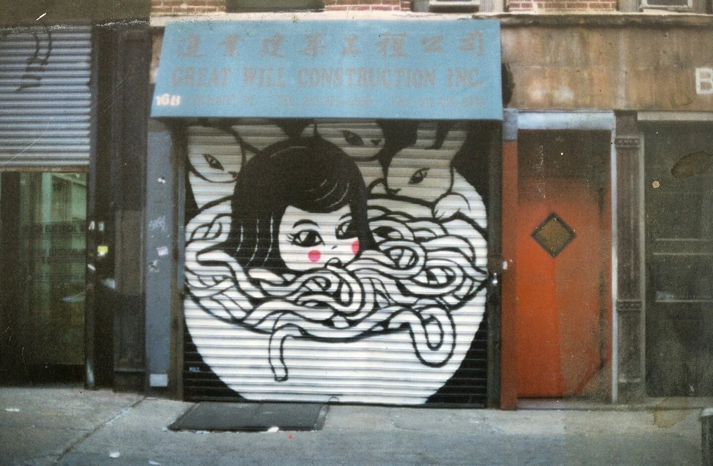 12:31:23 ✨Today, we&rsquo;re thanking our lucky 🐇🐇🐇 for 9️⃣ years of art and community at Chinatown Soup! 🍜 See you down the rabbit hole in #2024 &hellip;🕳️🐰 

🎞️ Chinatown Soup // Orchard Street view circa 2015. (Photo/Ali Glatt)