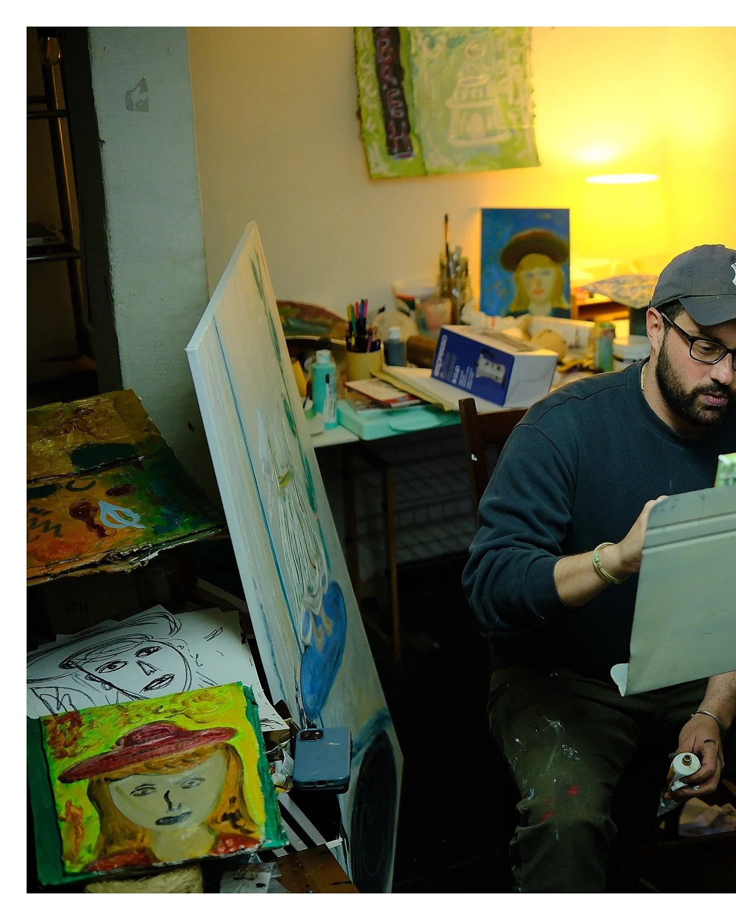 🐌✍️💌 &mdash; When @nosmoderni mailed his poetry to Chinatown Soup, we knew he was one of us.

⏩ to Matt painting in Soup Studio, and the moral of the story is: share your art!

P.S. We&rsquo;re bringing back Soup Out Loud open mic nights. See you t