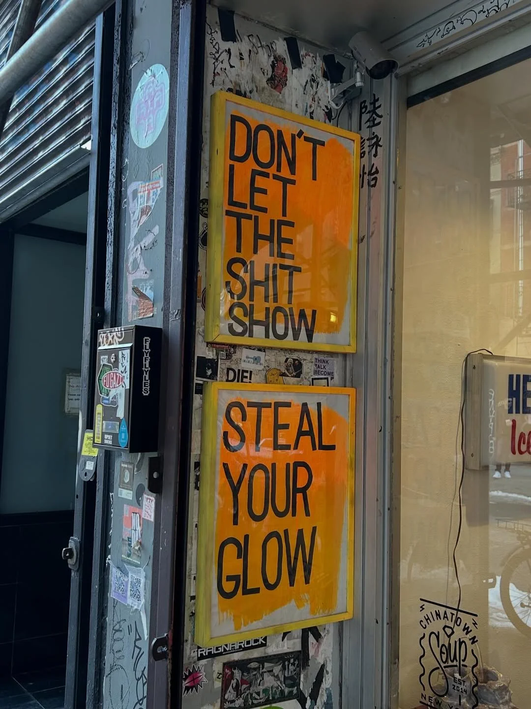 DONT LET THE SHIT SHOW // STEAL YOUR GLOW
