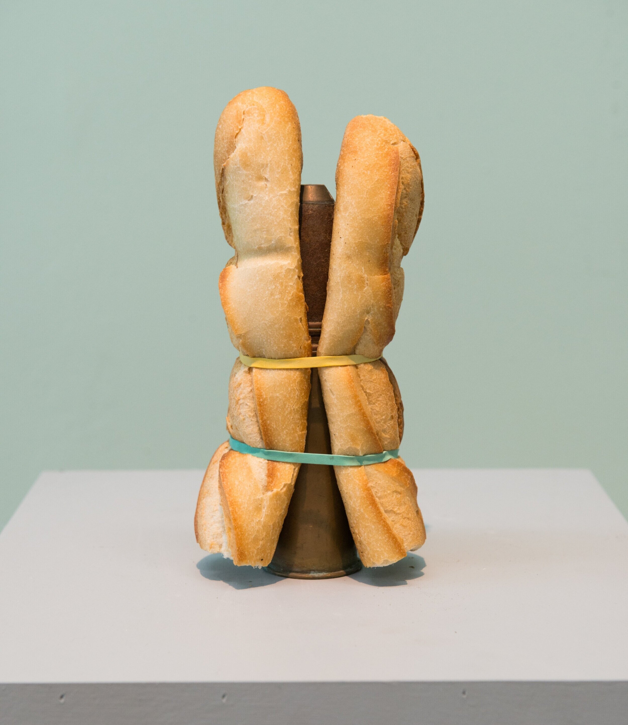  Tian Dexi, N°158, 2020, mixed Media: baguette, rubber bands and shells from the World War I. Courtesy of the artist 