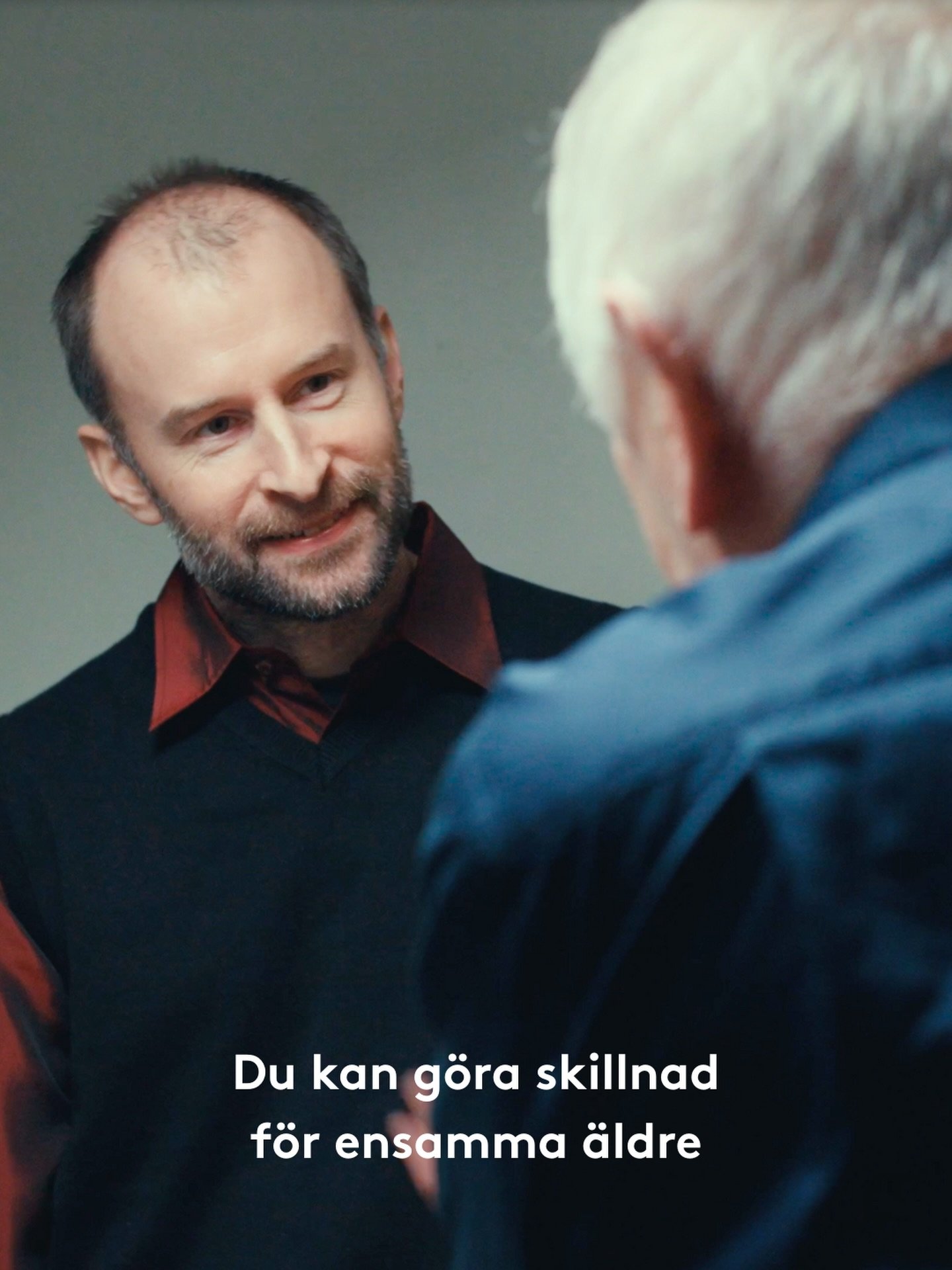 Hj&auml;lp oss hj&auml;lpa samh&auml;llets allra &auml;ldsta och ensammaste in i en varm gemenskap, som forts&auml;tter m&aring;nad efter m&aring;nad, &aring;r efter &aring;r.
En s&ouml;ndag i m&aring;naden tr&auml;ffas v&aring;ra fikagrupper med &au