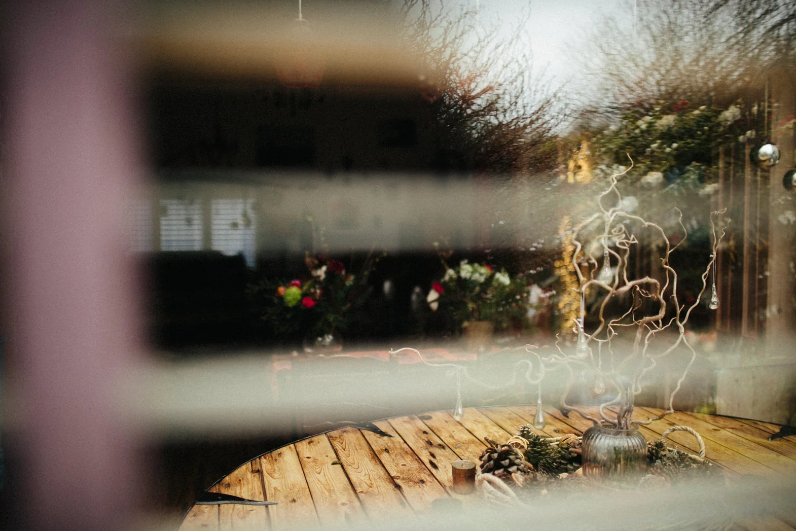 WEDDING PHOTOGRAPHy AT LOWER BARN (25).jpg