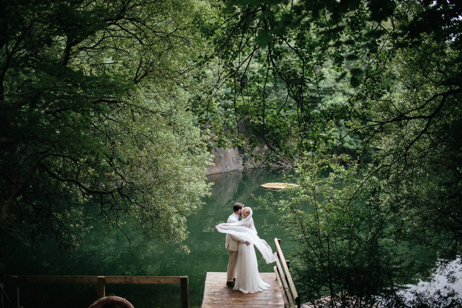 WEDDING PHOTOGRAPHY AT CORNISH TIPIS (154) copy.jpg