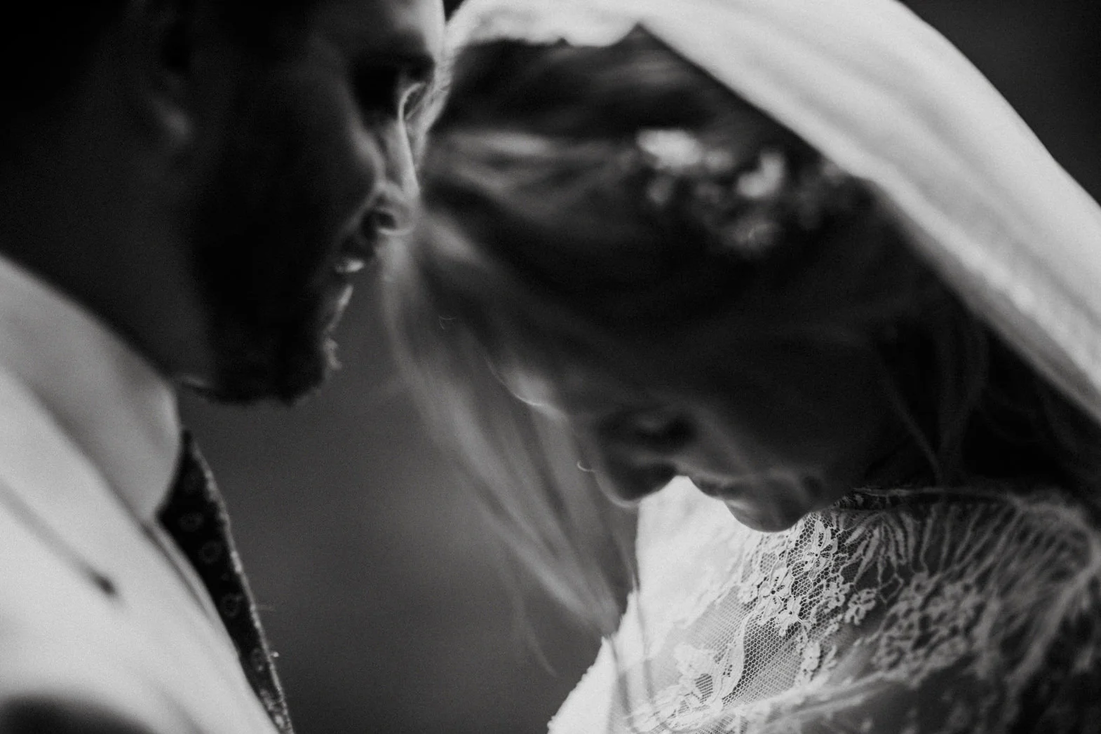 WEDDING PHOTOGRAPHY AT CORNISH TIPIS (161).jpg