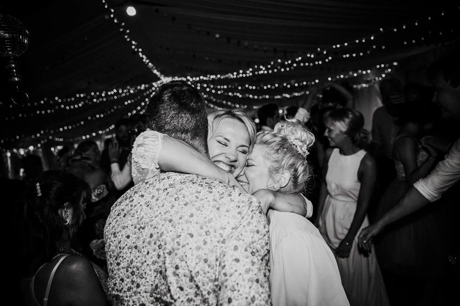 WEDDING PHOTOGRAPHY AT CORNISH TIPIS (175).jpg