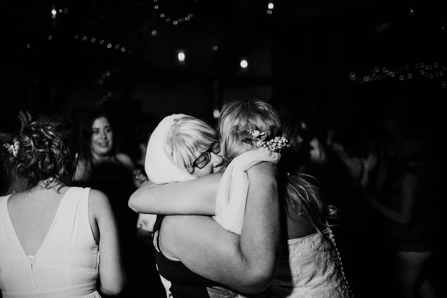WEDDING PHOTOGRAPHY AT NANCARROW FARM (155).jpg