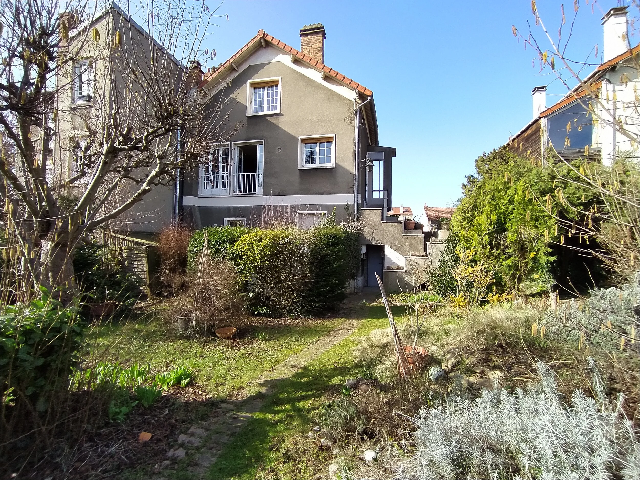   Vue sur jardin - avant travaux  