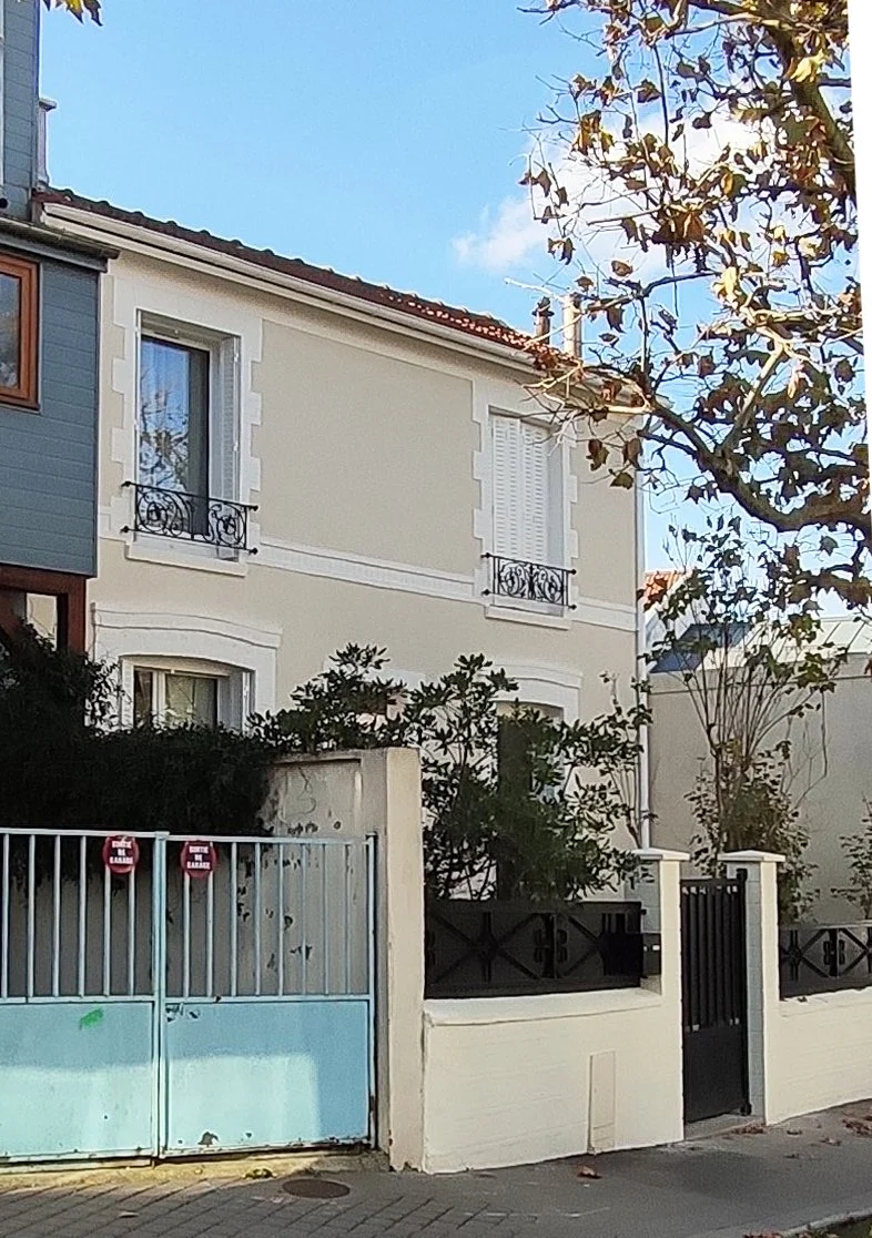   Vue de la façade sur rue après ravalement  
