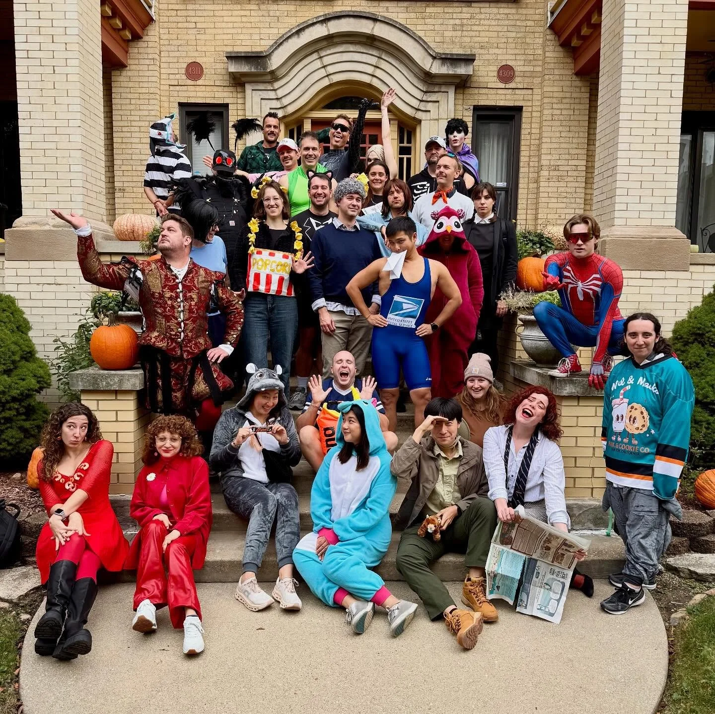 Spooky season is upon us! 👻 The Smelts traversed across 4 houses to solve a mystery and find out who the Traitors were&hellip; Unfortunately the Traitors among us were too good at disguising themselves 🫣 so they won! 💀Thank you to all the organize