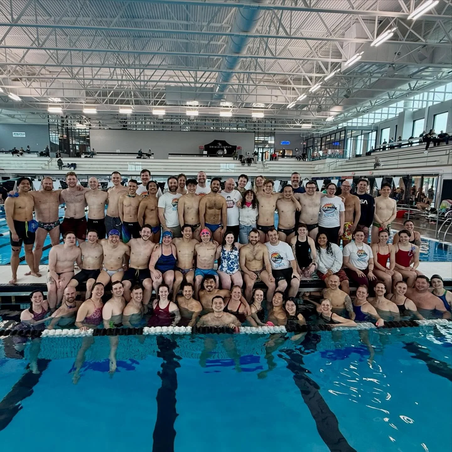 Happy Post-Meet Monday photo drop 😁✌️ Hope those legs and backs are feeling okay today! Thanks again to all Smelts &amp; Coaches who participated in the Illinois State Championship and slayed at the FMC Natatorium this past weekend - so proud of eve