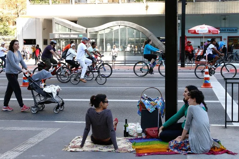 Av. Paulista aos domingos. Crédito: Catraca Livre