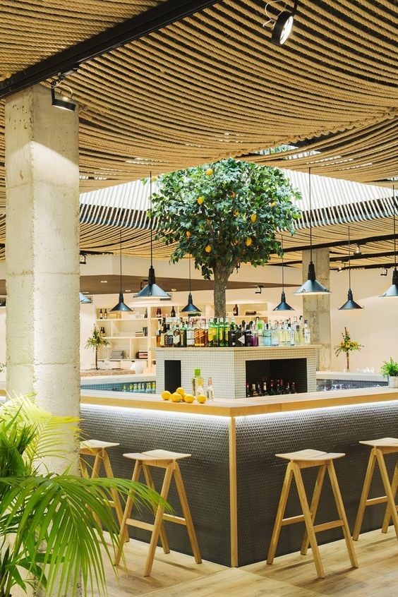 Restaurante do Hotel Azul, Espanha, por Zooco Estudio. Foto: Orlando Gutierrez. Fonte: https://www.galeriadaarquitetura.com.br/projeto/zooco-estudio_/restaurant-at-hotel-azul/1916