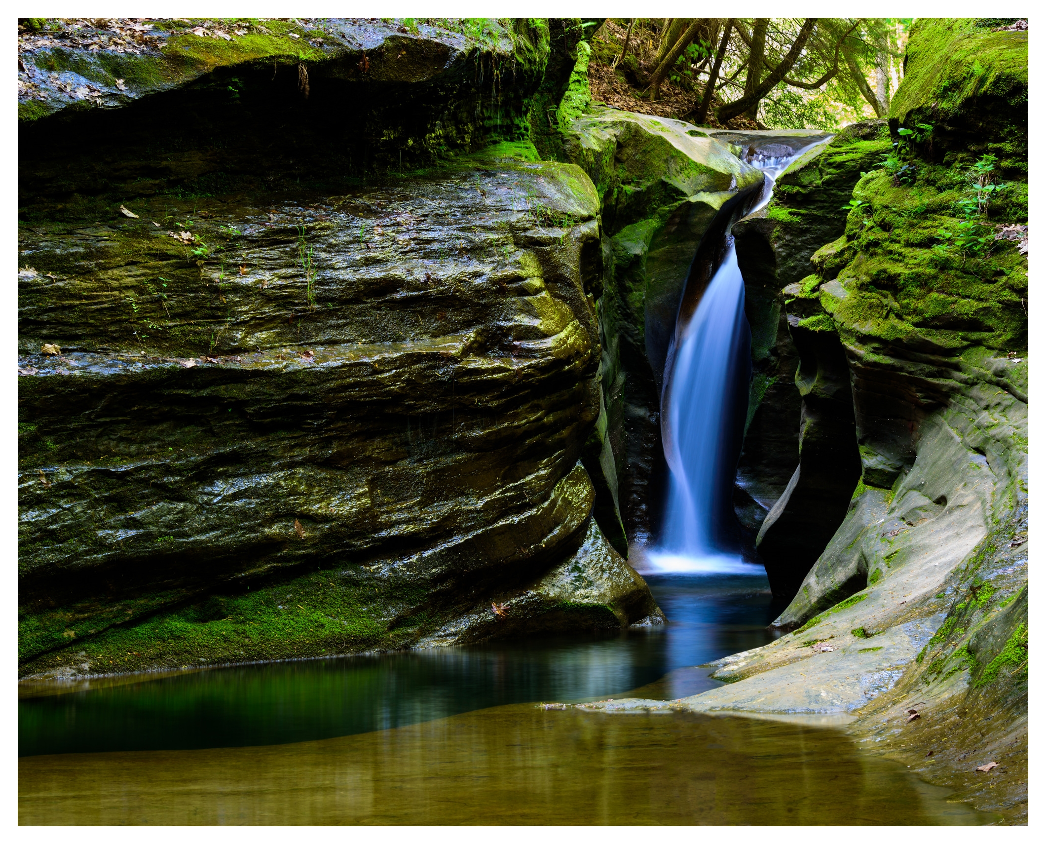 Robinson Falls (color) - Hocking Hills, Ohio