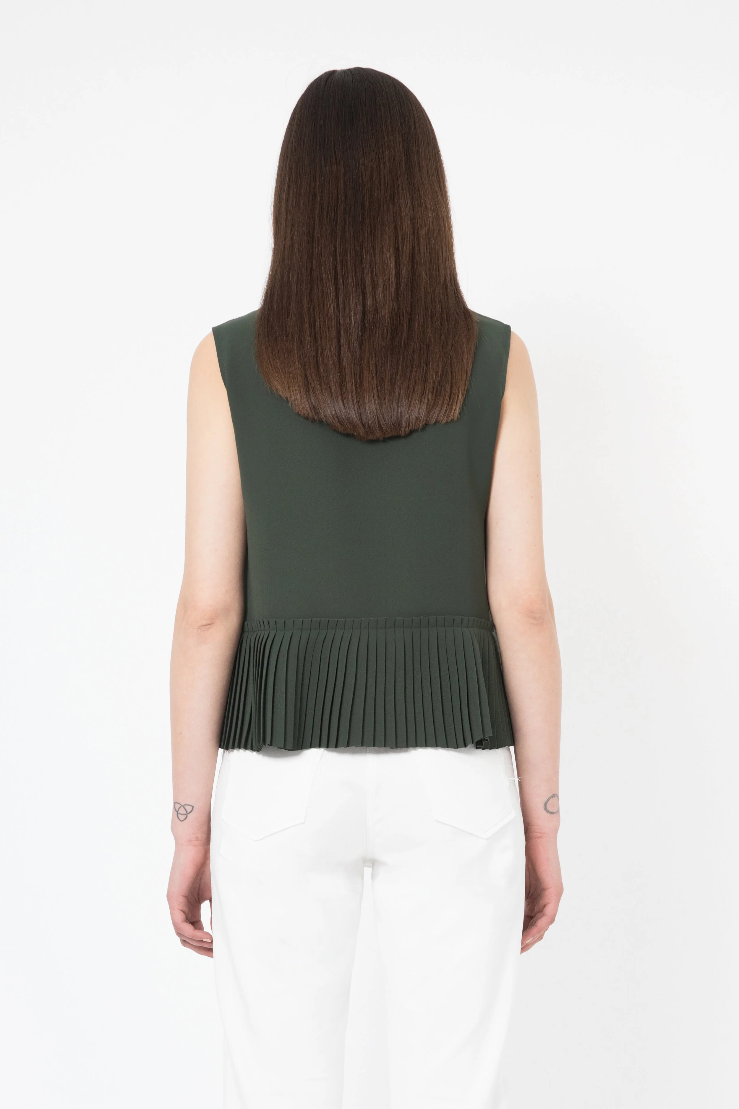 gertrud top green back.jpg