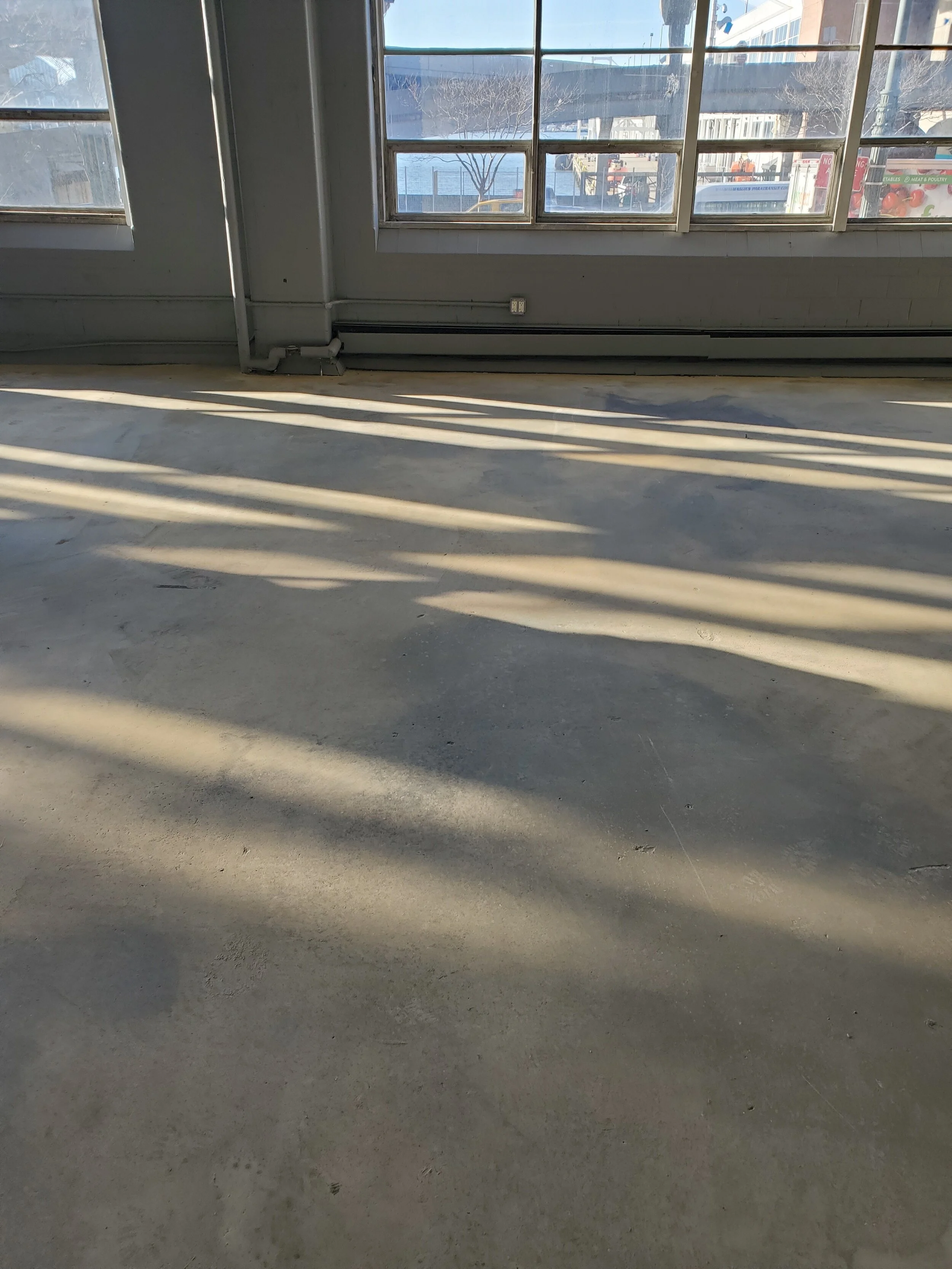  Scenic Artist, Wet blend process, faux concrete floor, Ben Moore paint (flat) 