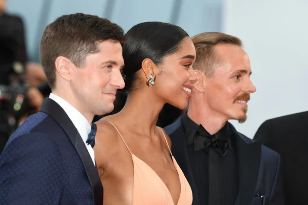 Laura+Harrier+Jasper+Paakkonen+Blackkklansman+BgCpoBP-qAKl.jpg