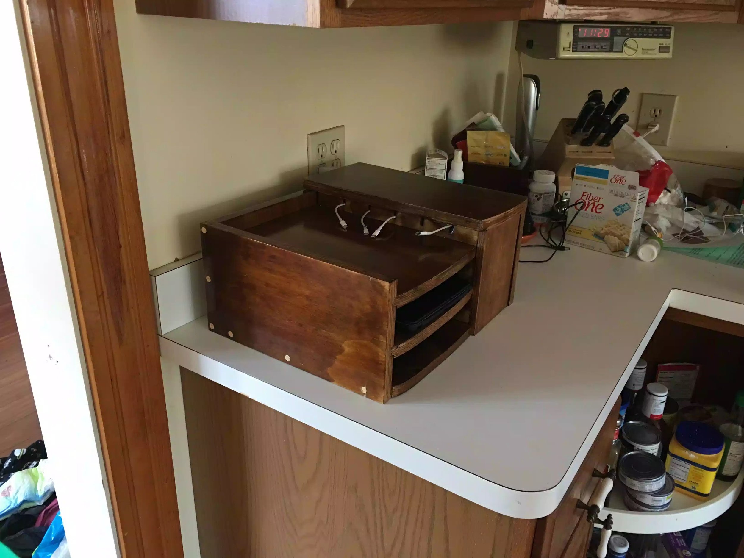You can see the dowels plugs I used to cover the screws on the left side, I love doing this and usally do on screws especially when they are on outside faces of projects